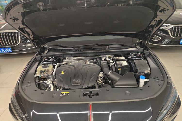 Used Hongqi H6 2023 2.0T ZhiMei Edition Engine Bay