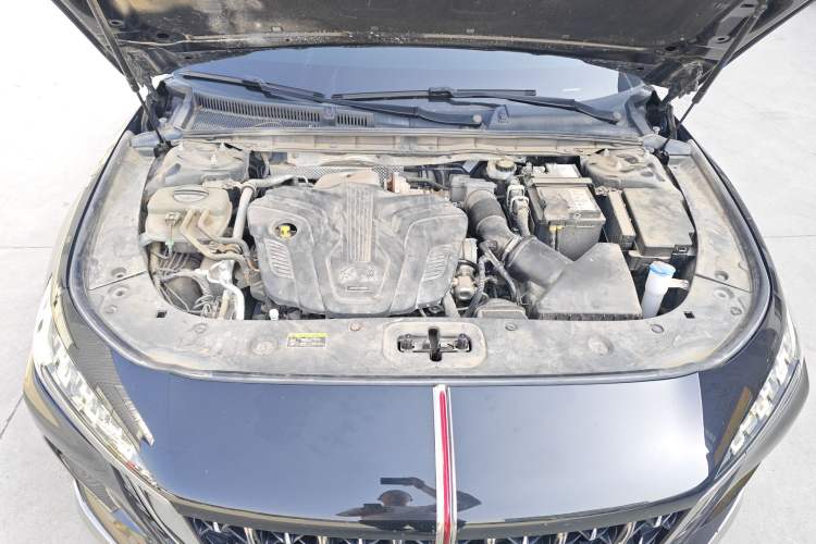 Used Hongqi H6 2023 2.0T Zhiyi Version Engine Bay