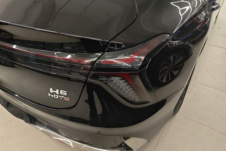 Used Hongqi H6 2023 2.0T ZhiMei Edition Exterior 3