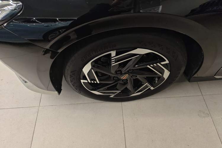Used Hongqi H6 2023 2.0T ZhiMei Edition Exterior 4