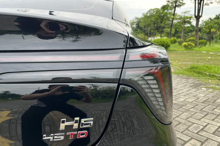 Used Hongqi H6 2023 2.0T ZhiShang Version Exterior 8