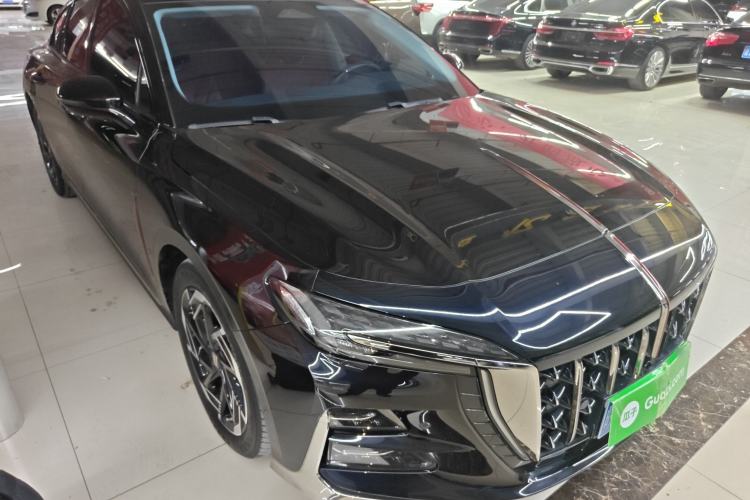Used Hongqi H6 2023 2.0T Zhiyi Version Front Right 45 Deg