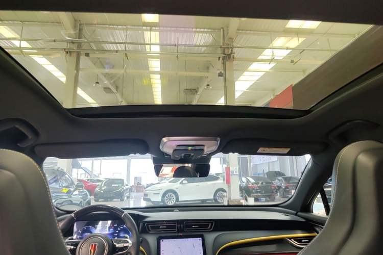 Used Hongqi H6 2023 2.0T ZhiShang Version Headliner