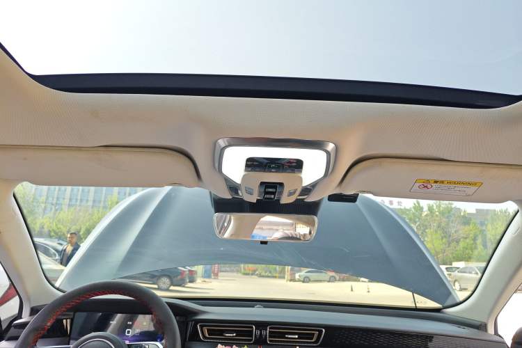 Used Hongqi H6 2023 2.0T Zhiyi Version Headliner