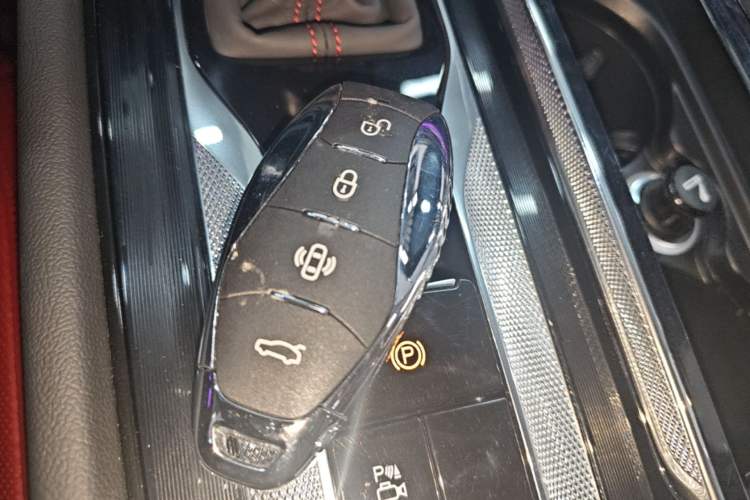 Used Hongqi H6 2023 2.0T ZhiShang Version Interior 1