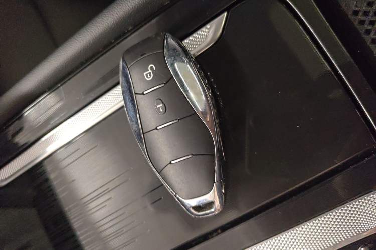Used Hongqi H6 2023 2.0T ZhiMei Edition Interior 1