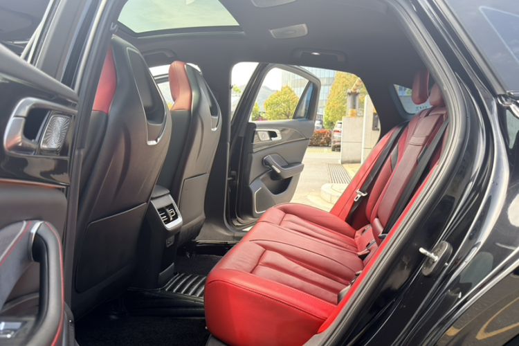 Used Hongqi H6 2023 2.0T ZhiShang Version Interior 3