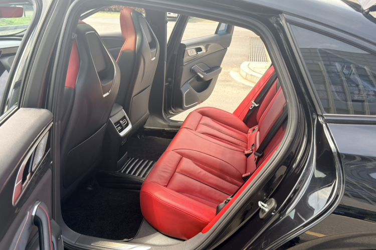 Used Hongqi H6 2023 2.0T ZhiShang Version Interior 4