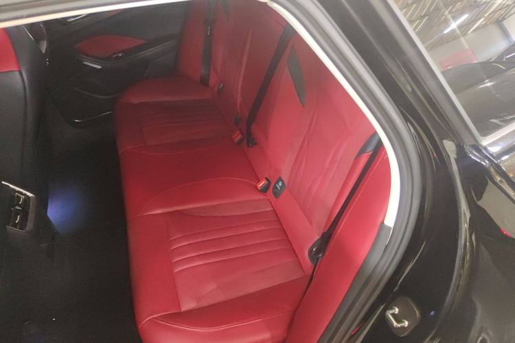 Used Hongqi H6 2023 2.0T Zhiyi Version Interior 4
