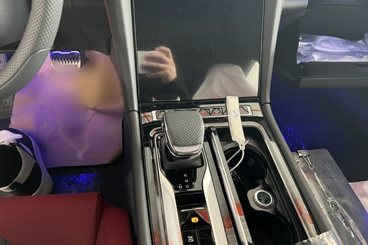 Used Hongqi H6 2023 2.0T Zhiyi Version Interior 4