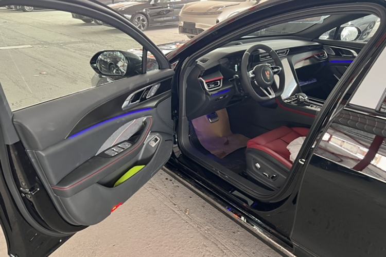Used Hongqi H6 2023 2.0T Zhiyi Version Interior 5