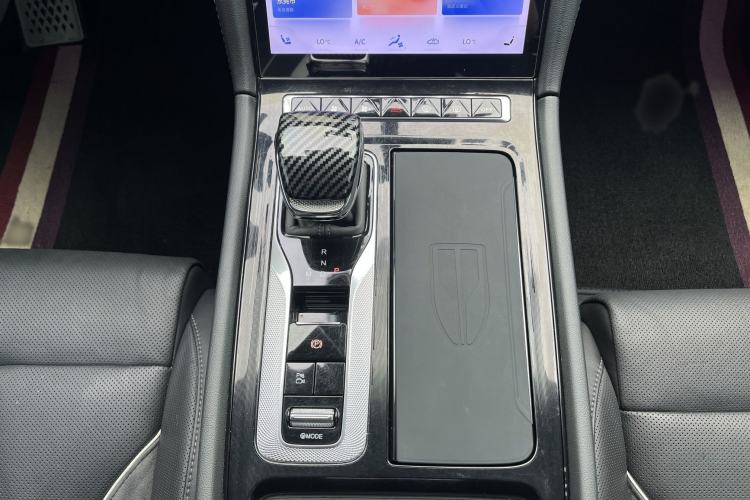Used Hongqi H6 2023 2.0T ZhiShang Version Interior 8