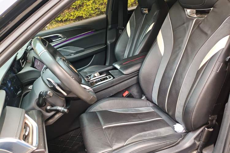 Used Hongqi H6 2023 2.0T ZhiShang Version Left Front Seat