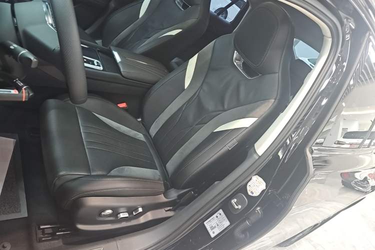 Used Hongqi H6 2023 2.0T Zhiyi Version Left Front Seat