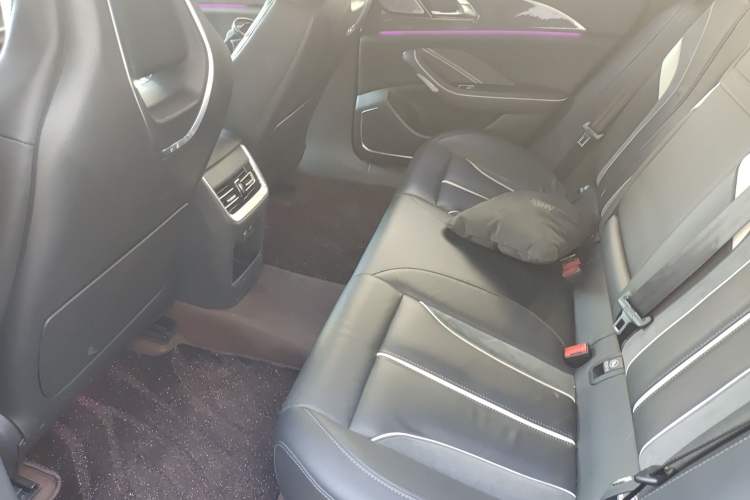 Used Hongqi H6 2023 2.0T ZhiShang Version Left Rear Seat