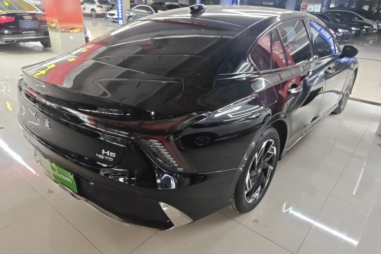 Used Hongqi H6 2023 2.0T Zhiyi Version Rear Right 45 Deg