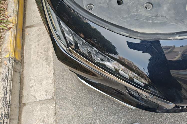 Used Hongqi H6 2023 2.0T ZhiShang Version Right Front Headlight