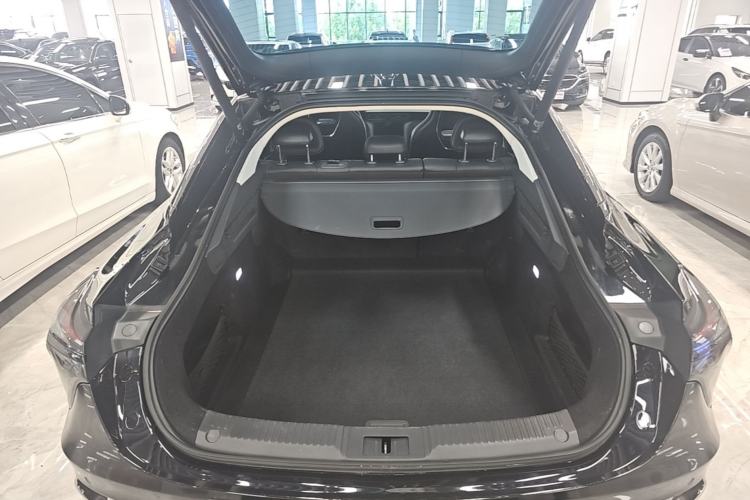 Used Hongqi H6 2023 2.0T Zhiyi Version Trunk