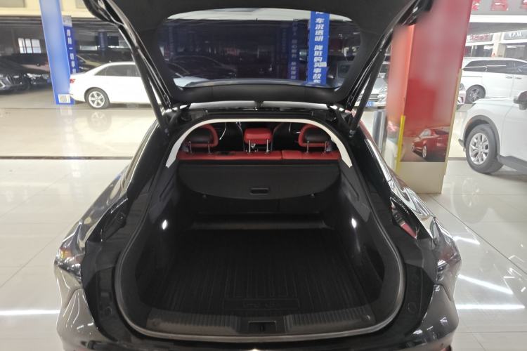 Used Hongqi H6 2023 2.0T Zhiyi Version Trunk