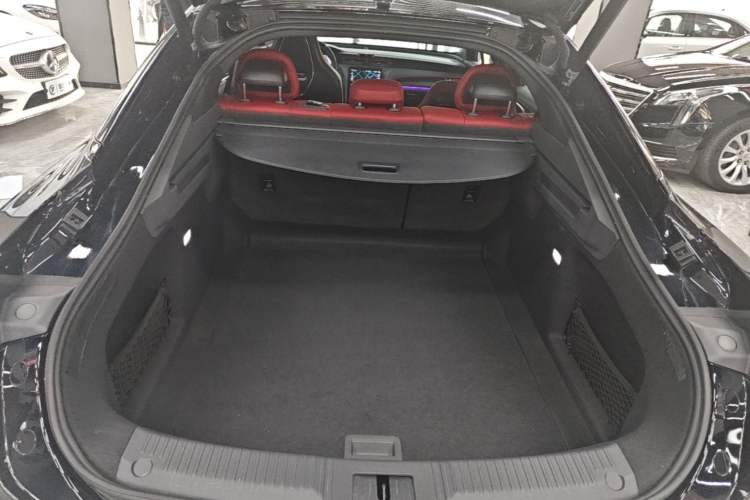Used Hongqi H6 2023 2.0T ZhiShang Version Trunk