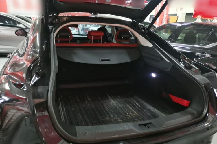 Used Hongqi H6 2023 2.0T Zhiyi Version Trunk