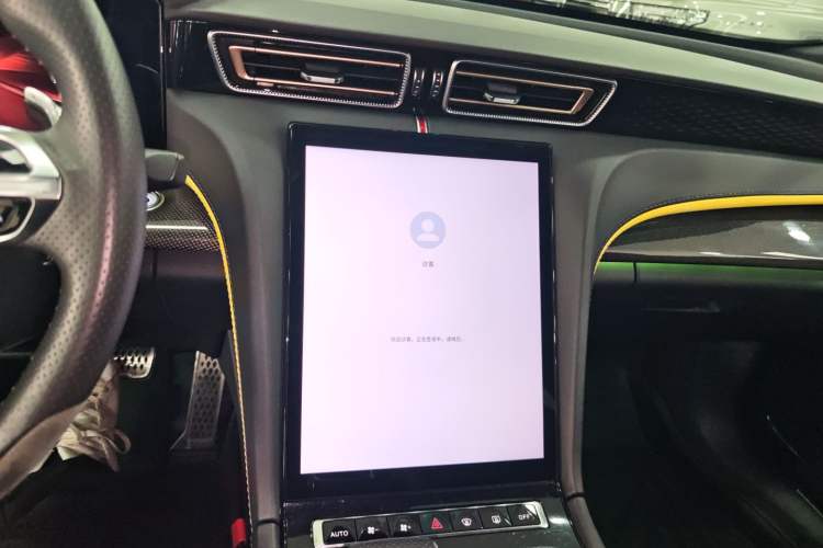 Used Hongqi H6 2023 2.0T ZhiZhen Edition Audio And AC Panel