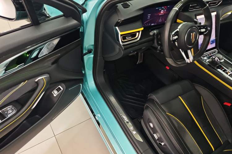 Used Hongqi H6 2023 2.0T ZhiZhen Edition Driver Seat