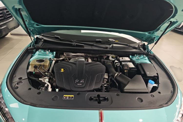 Used Hongqi H6 2023 2.0T ZhiZhen Edition Engine Bay