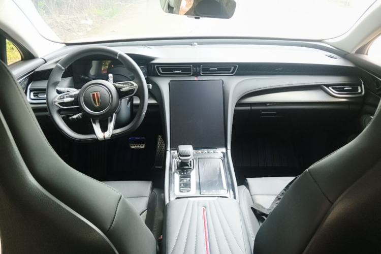 Used Hongqi H6 2023 2.0T ZhiMei Edition Center Console