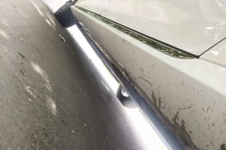 Used Hongqi H6 2023 2.0T ZhiMei Edition Chassis Rear Left