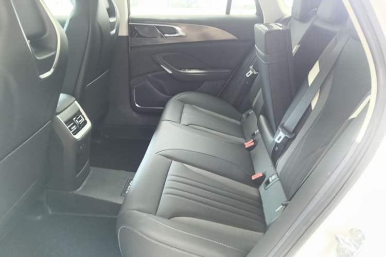Used Hongqi H6 2023 2.0T ZhiMei Edition Left Rear Seat