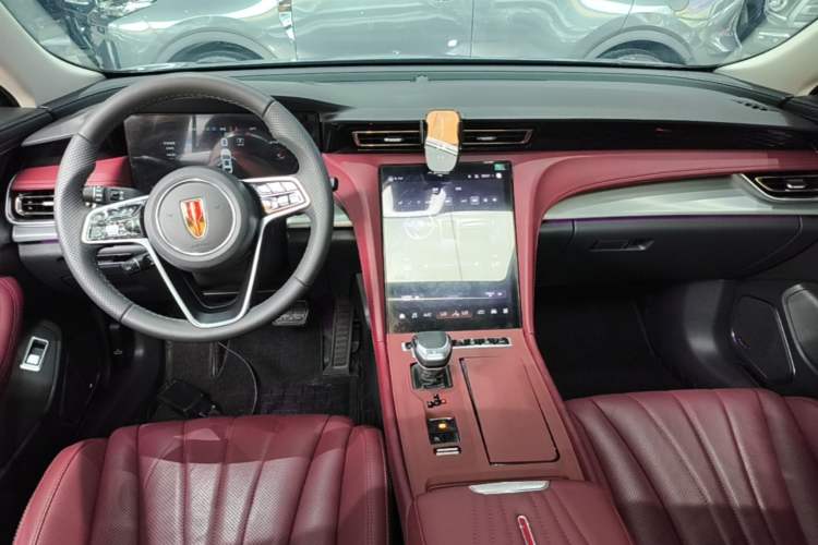 Used Hongqi H6 2023 2.0T ZhiMei Edition Center Console