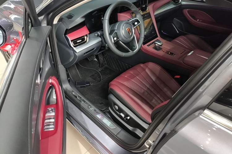 Used Hongqi H6 2023 2.0T ZhiMei Edition Driver Seat