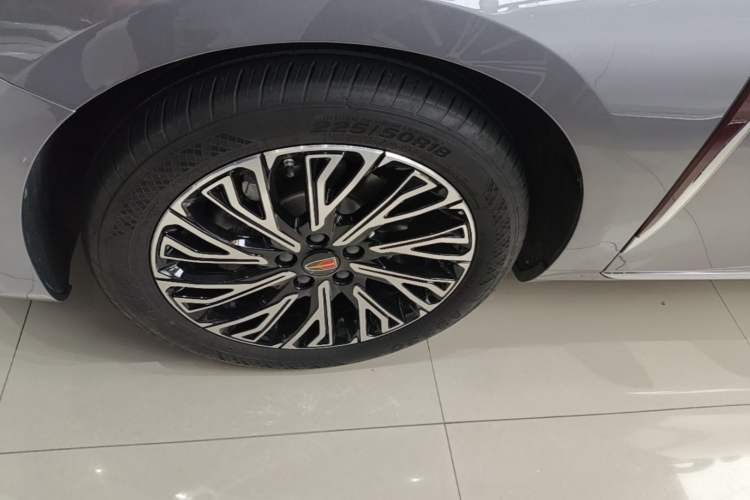 Used Hongqi H6 2023 2.0T ZhiMei Edition Left Front Wheel Hub