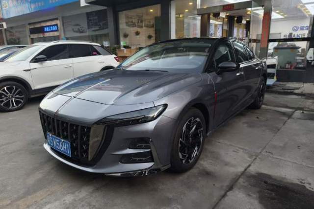 Used Hongqi H6 2023 2.0T Zhiyi Version