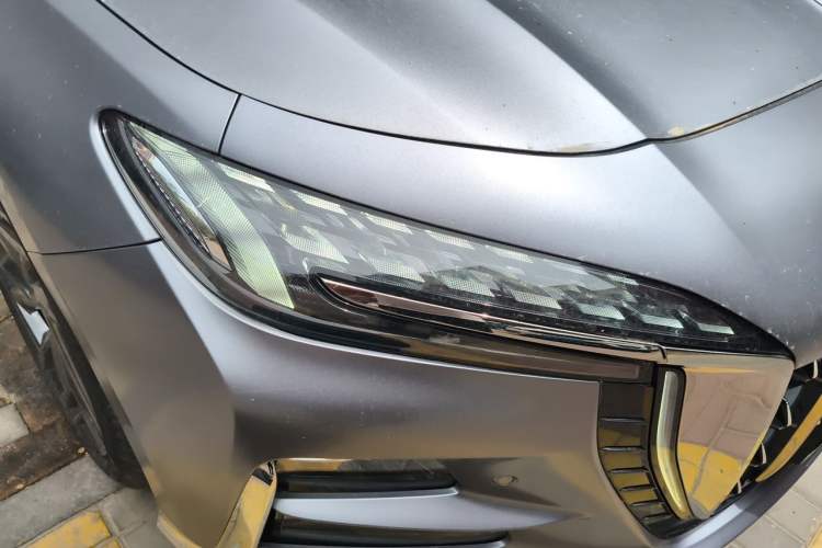 Used Hongqi H6 2023 2.0T ZhiZhen Edition Right Front Headlight