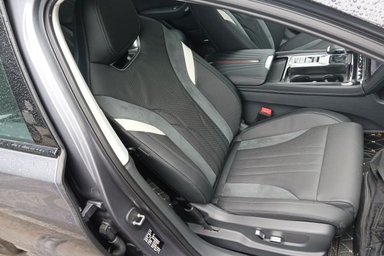 Used Hongqi H6 2023 2.0T Zhiyi Version Right Front Seat