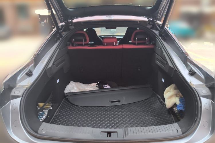Used Hongqi H6 2023 2.0T ZhiZhen Edition Trunk