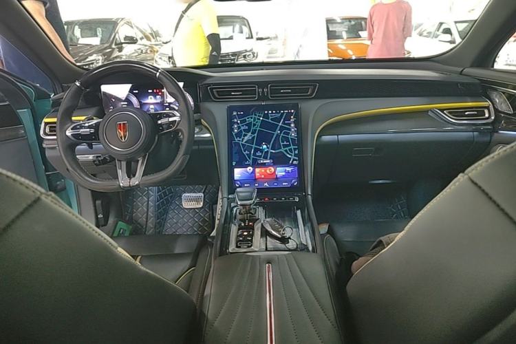 Used Hongqi H6 2023 2.0T ZhiZhen Edition Center Console