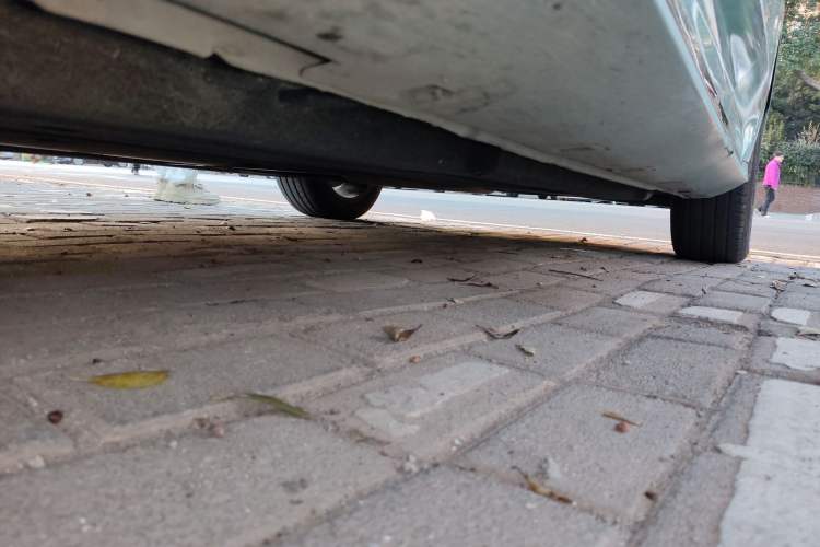 Used Hongqi H6 2023 2.0T ZhiMei Edition Chassis Front Left