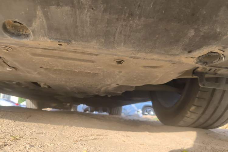 Used Hongqi H6 2023 2.0T ZhiZhen Edition Chassis Front Left