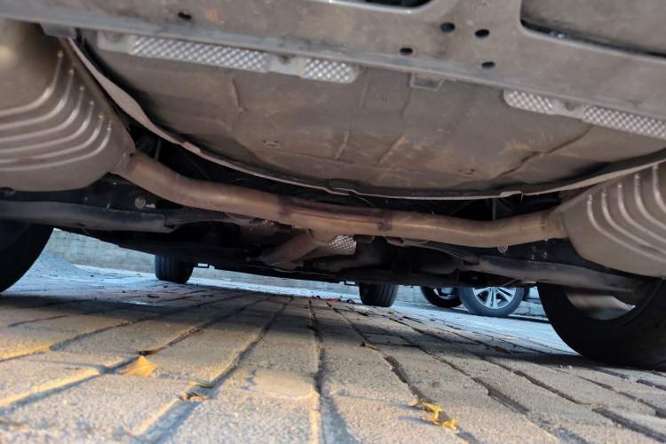 Used Hongqi H6 2023 2.0T ZhiMei Edition Chassis Rear