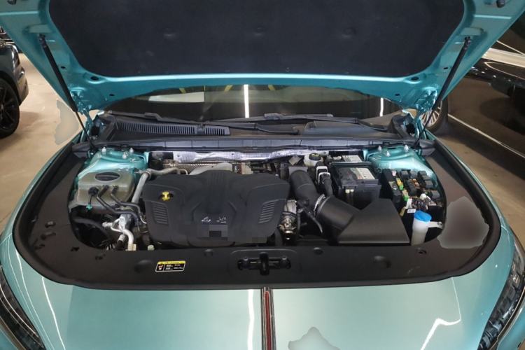 Used Hongqi H6 2023 2.0T ZhiZhen Edition Engine Bay