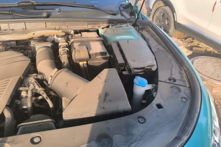 Used Hongqi H6 2023 2.0T ZhiZhen Edition Engine Bay Left