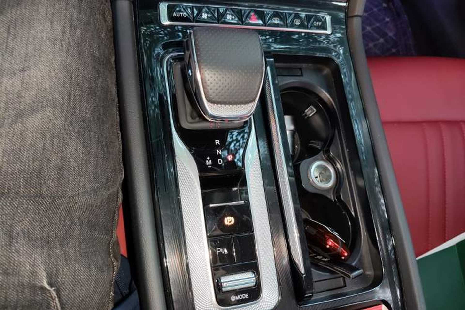 Used Hongqi H6 2023 2.0T ZhiMei Edition Gear Lever