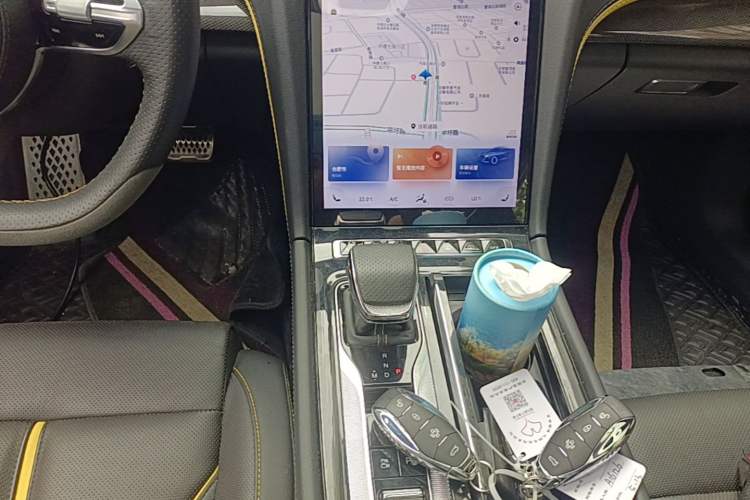 Used Hongqi H6 2023 2.0T ZhiZhen Edition Gear Lever