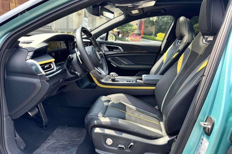 Used Hongqi H6 2023 2.0T ZhiZhen Edition Left Front Seat