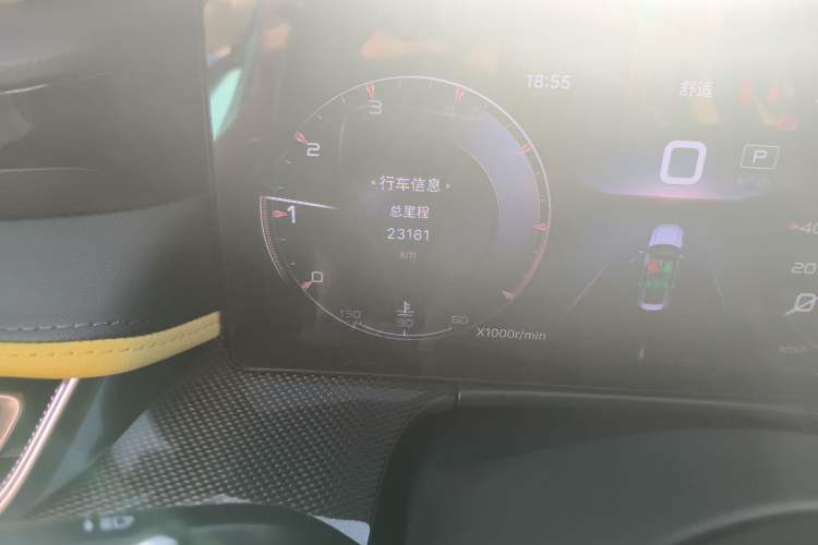 Used Hongqi H6 2023 2.0T ZhiZhen Edition Odometer Close Up