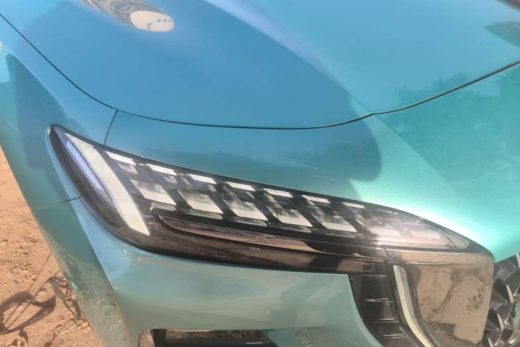 Used Hongqi H6 2023 2.0T ZhiZhen Edition Right Front Headlight