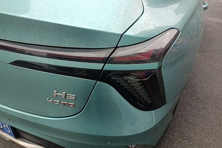 Used Hongqi H6 2023 2.0T ZhiZhen Edition Right Rear Taillight